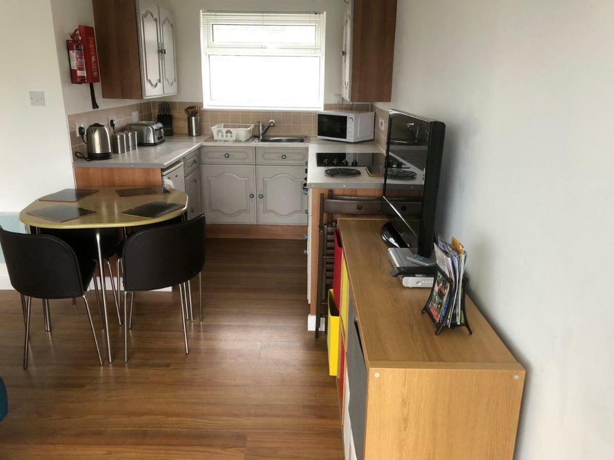 فيلا Wightlet Chalet 193 Sandown Bay Holiday Centre المظهر الخارجي الصورة